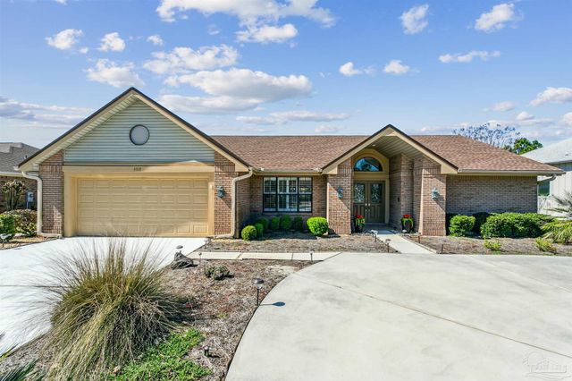 5519 Navaho Dr, Pensacola, FL 32507