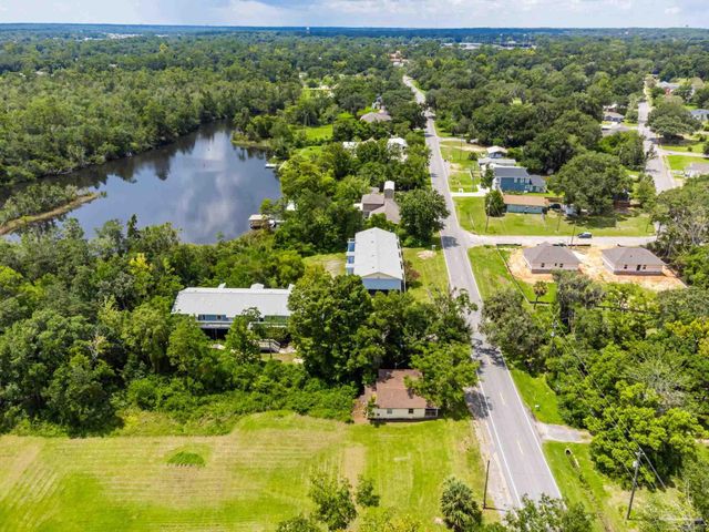 5392 Munson Hwy, Milton, FL 32570