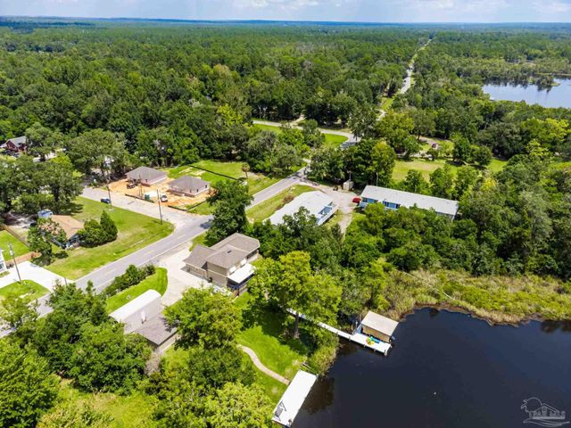 5392 Munson Hwy, Milton, FL 32570