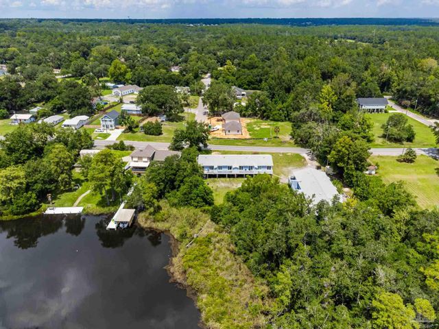 5392 Munson Hwy, Milton, FL 32570