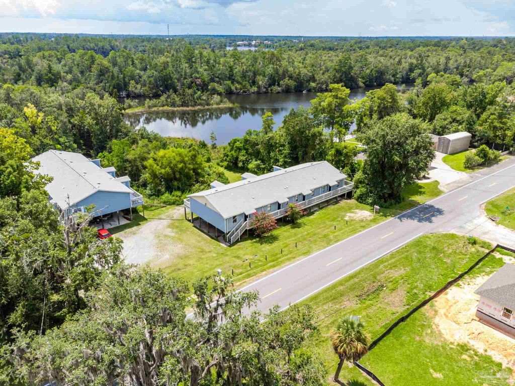 5392 Munson Hwy, Milton, FL 32570