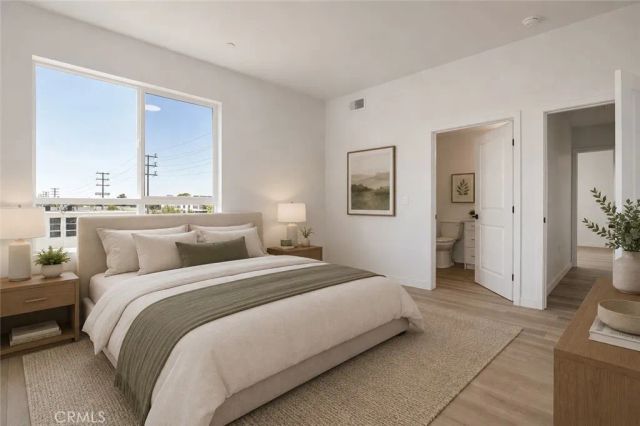 14810 Delano Street 406, Van Nuys, CA 91411