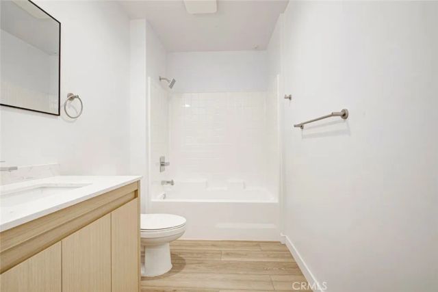 14810 Delano Street 406, Van Nuys, CA 91411