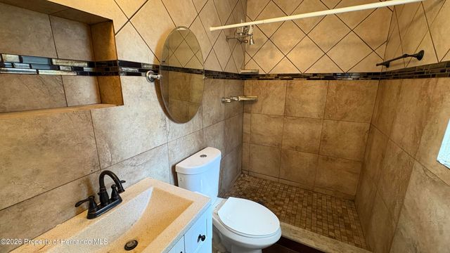 7156 Spring Hill Drive, Spring Hill, FL 34606