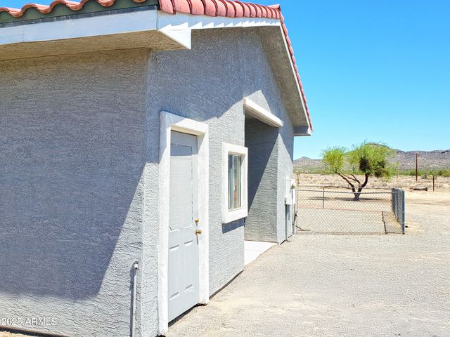 69762 Old Bell Road, Salome, AZ 85348