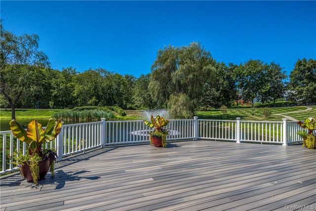 1107 Somerset Knoll, Brewster, NY 10509