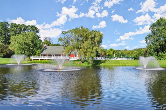 1107 Somerset Knoll, Brewster, NY 10509