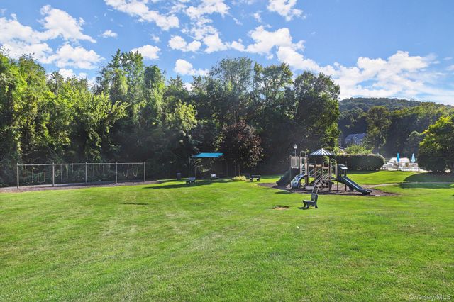 1107 Somerset Knoll, Brewster, NY 10509