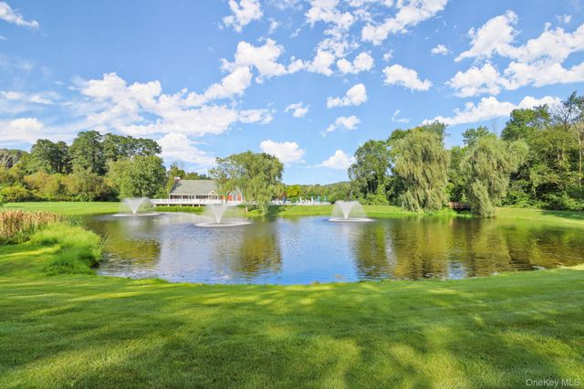 1107 Somerset Knoll, Brewster, NY 10509