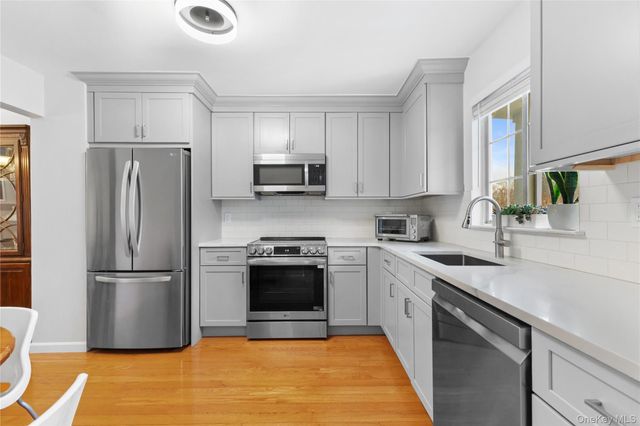 1107 Somerset Knoll, Brewster, NY 10509