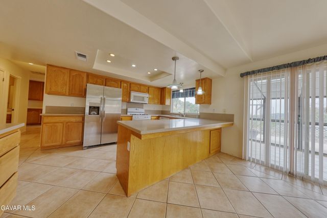 30751 Pinedale Drive, Tehachapi, CA 93561