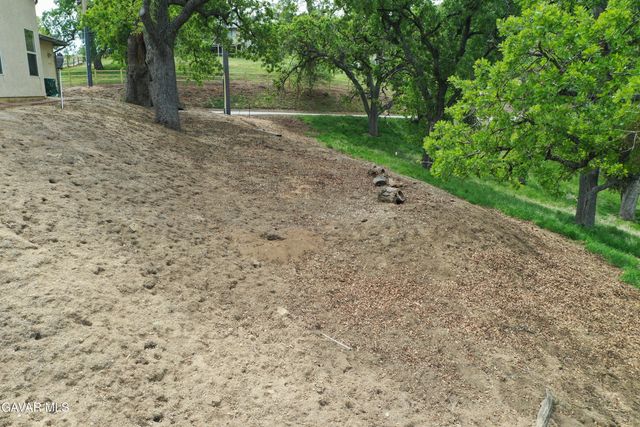 30751 Pinedale Drive, Tehachapi, CA 93561