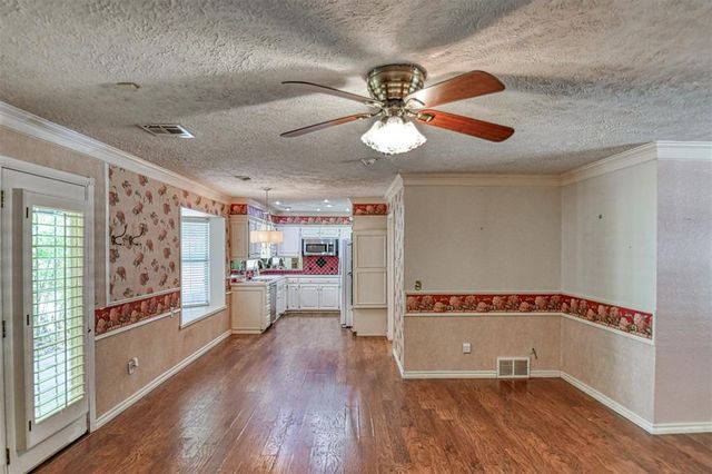 2817 N Holloway, Bethany, OK 73008