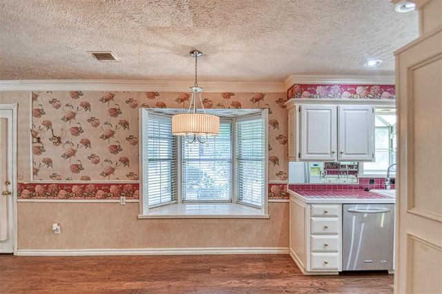 2817 N Holloway, Bethany, OK 73008