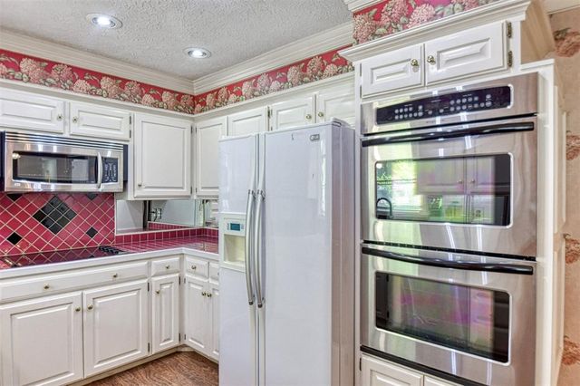 2817 N Holloway, Bethany, OK 73008