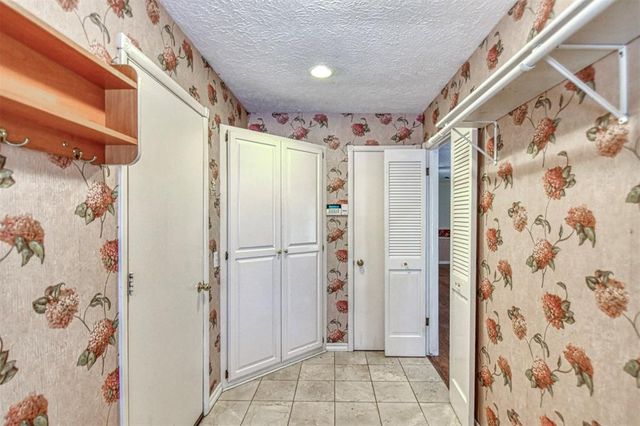 2817 N Holloway, Bethany, OK 73008