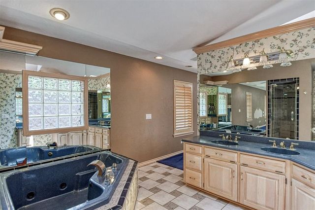 2817 N Holloway, Bethany, OK 73008