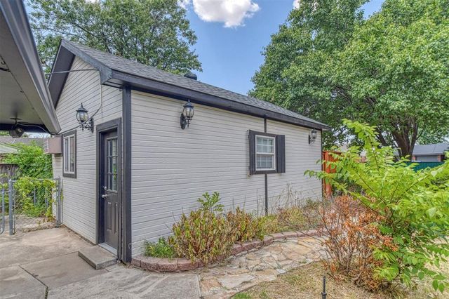 2817 N Holloway, Bethany, OK 73008