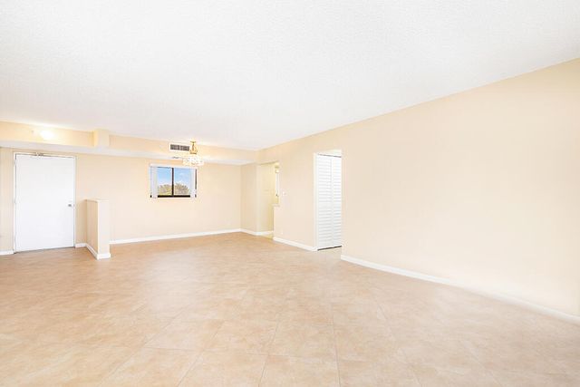 400 Ocean Trail Way 203, Jupiter, FL 33477