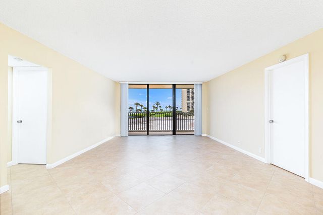 400 Ocean Trail Way 203, Jupiter, FL 33477