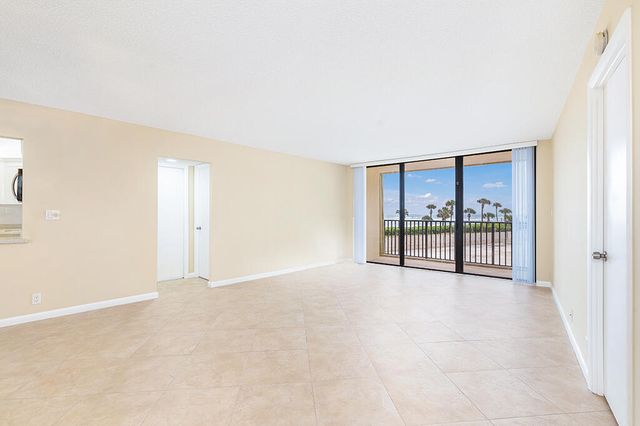 400 Ocean Trail Way 203, Jupiter, FL 33477