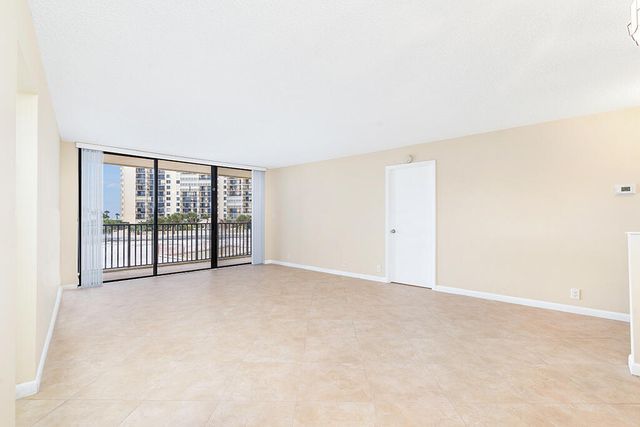 400 Ocean Trail Way 203, Jupiter, FL 33477