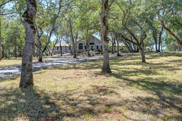 3033 Ridgeline Dr, Rescue, CA 95672