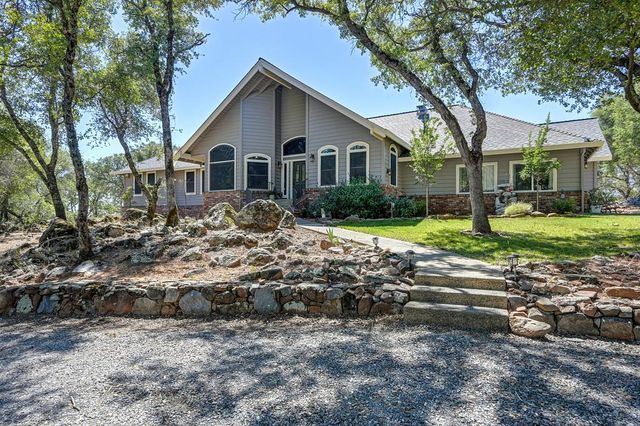 3033 Ridgeline Dr, Rescue, CA 95672