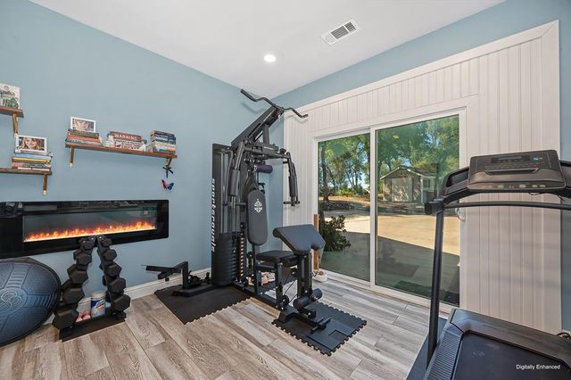 3033 Ridgeline Dr, Rescue, CA 95672