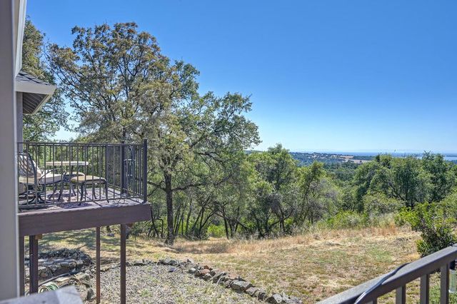 3033 Ridgeline Dr, Rescue, CA 95672