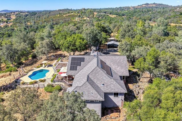 3033 Ridgeline Dr, Rescue, CA 95672