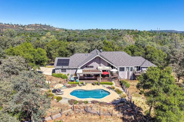 3033 Ridgeline Dr, Rescue, CA 95672