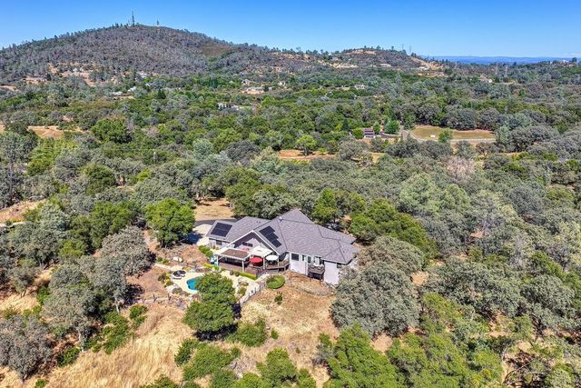 3033 Ridgeline Dr, Rescue, CA 95672