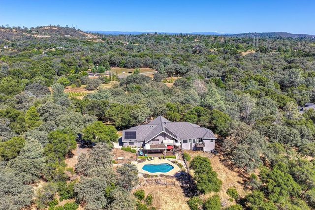3033 Ridgeline Dr, Rescue, CA 95672
