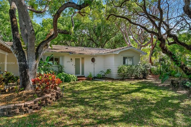 6767 SW 154th Street, Palmetto Bay, FL 33157