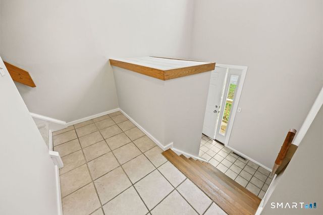 29 Midway Drive 29, Cromwell, CT 06416