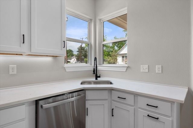 505 S 36th Street, Corsicana, TX 75110