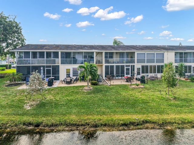 77 Markham D, Deerfield Beach, FL 33442