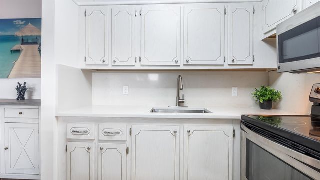 77 Markham D, Deerfield Beach, FL 33442