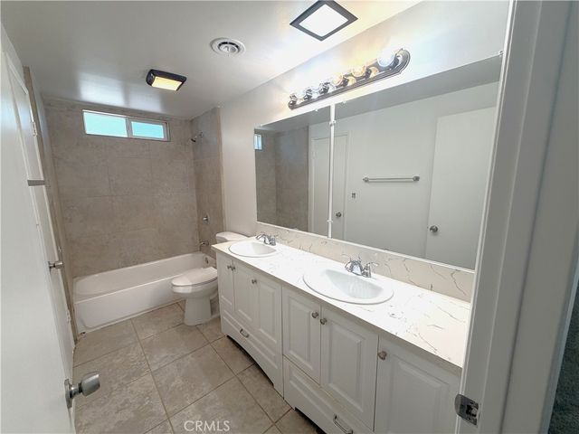 19631 Four Oaks Street, Canyon Country, CA 91351
