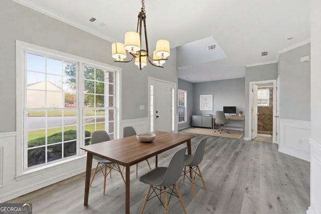 813 Cork Oak Lane, Lawrenceville, GA 30045