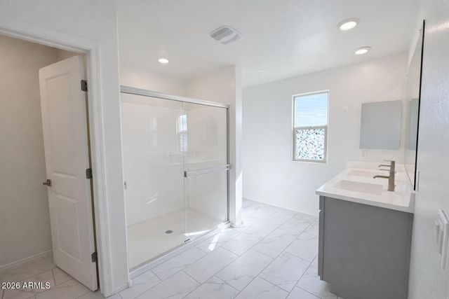 2439 W KOWALSKY Lane, Phoenix, AZ 85041