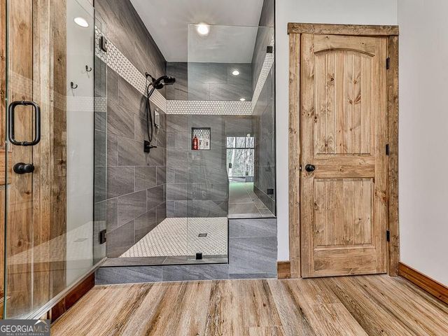 208 Weeks Drive, Ellijay, GA 30540