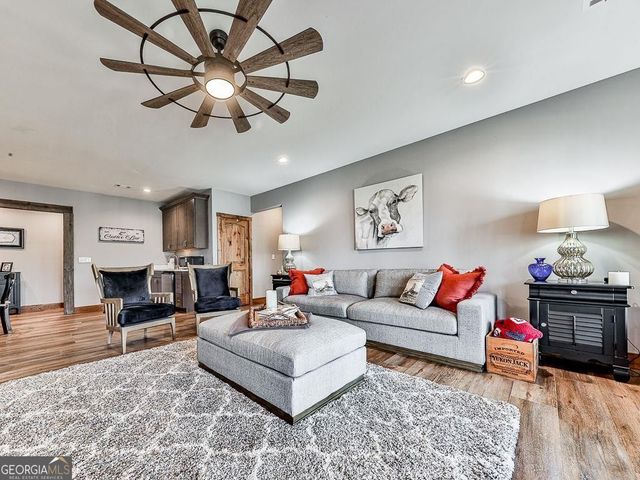 208 Weeks Drive, Ellijay, GA 30540