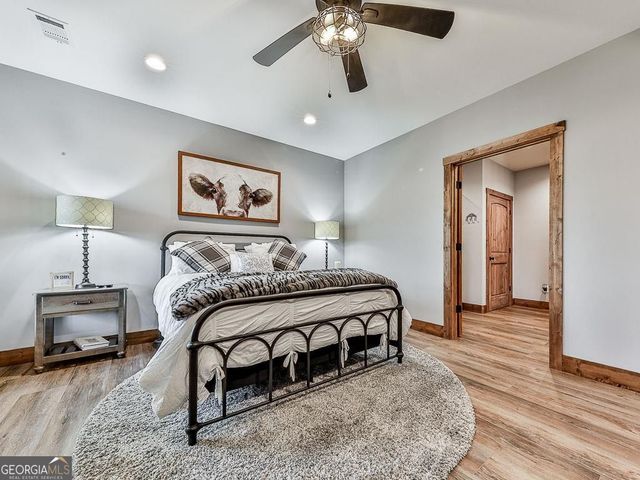 208 Weeks Drive, Ellijay, GA 30540