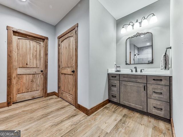 208 Weeks Drive, Ellijay, GA 30540