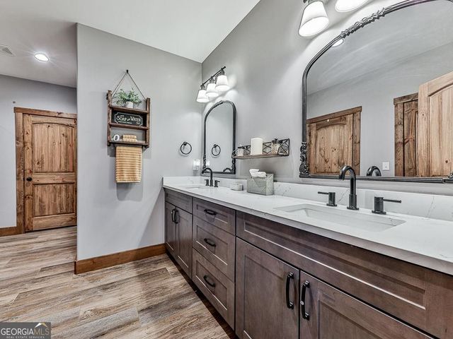 208 Weeks Drive, Ellijay, GA 30540