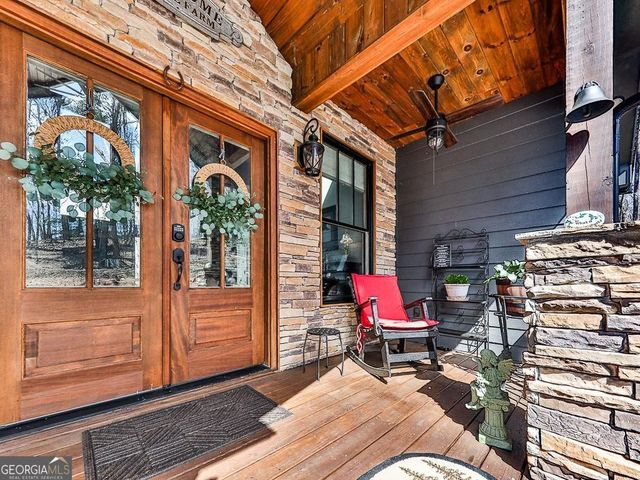 208 Weeks Drive, Ellijay, GA 30540