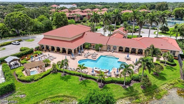 6528 Huntington Lakes CIR 202, Naples, FL 34119