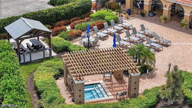 6528 Huntington Lakes CIR 202, Naples, FL 34119